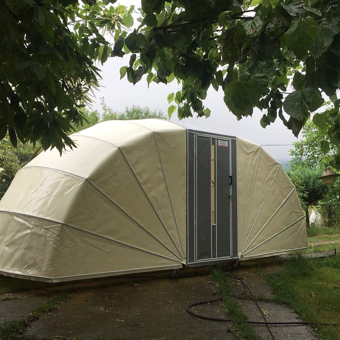 Comfort model manuel garaj