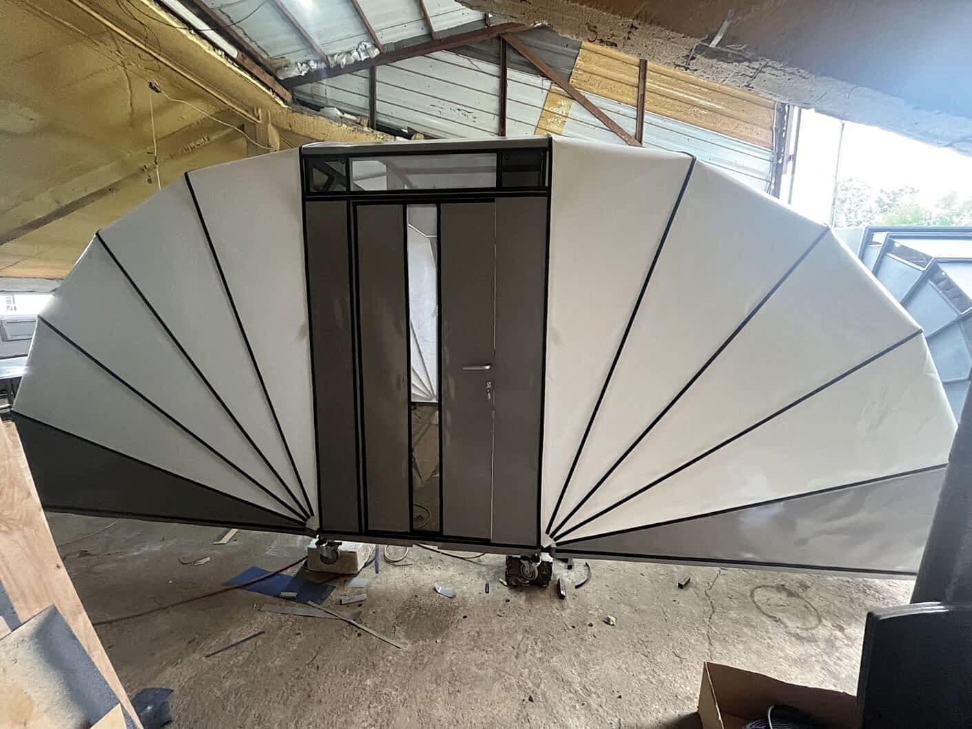 Comfort Model uzaktan kumandalı Garajlar