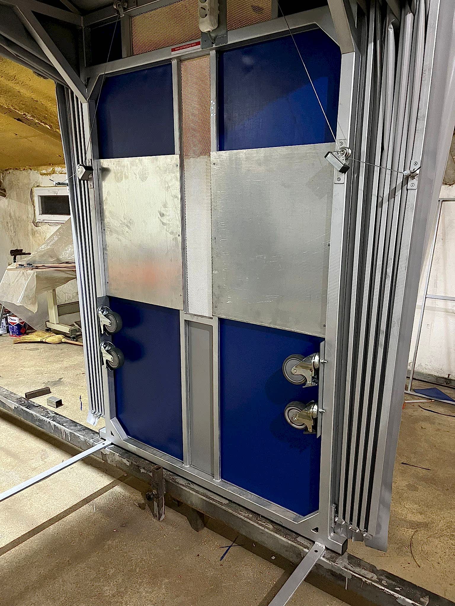 Comfort model manuel garaj