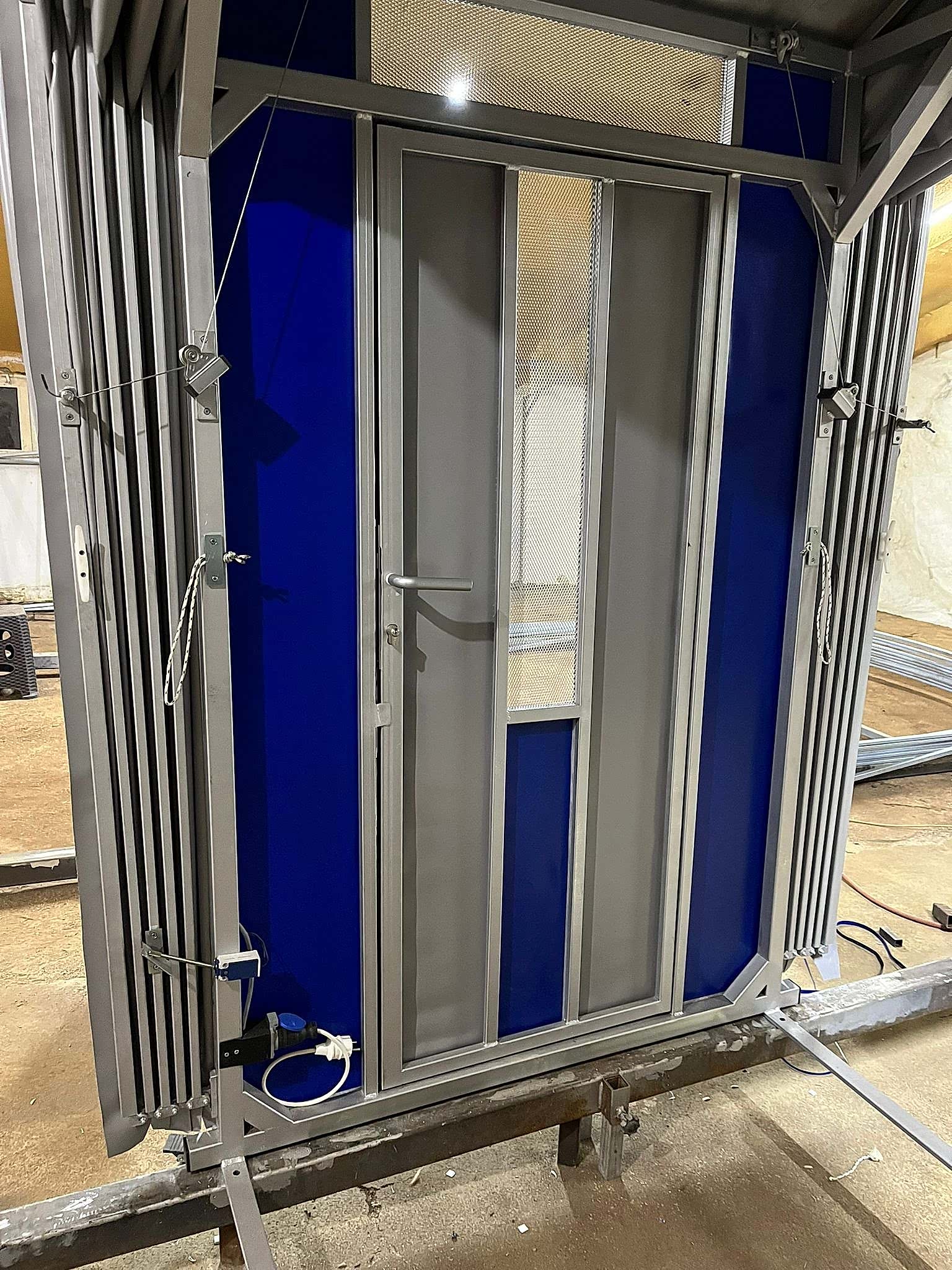 Comfort model manuel garaj