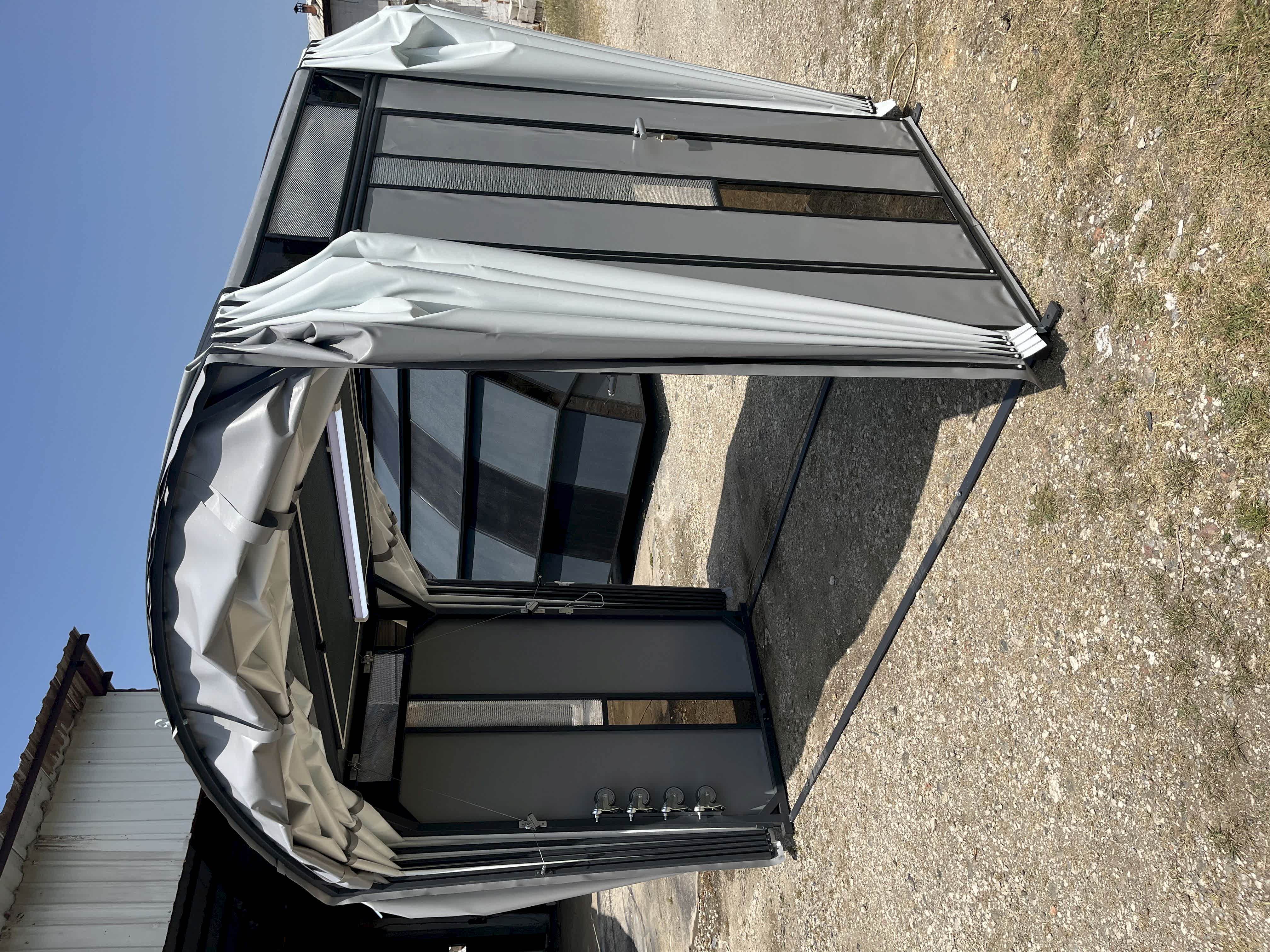 Comfort model manuel garaj