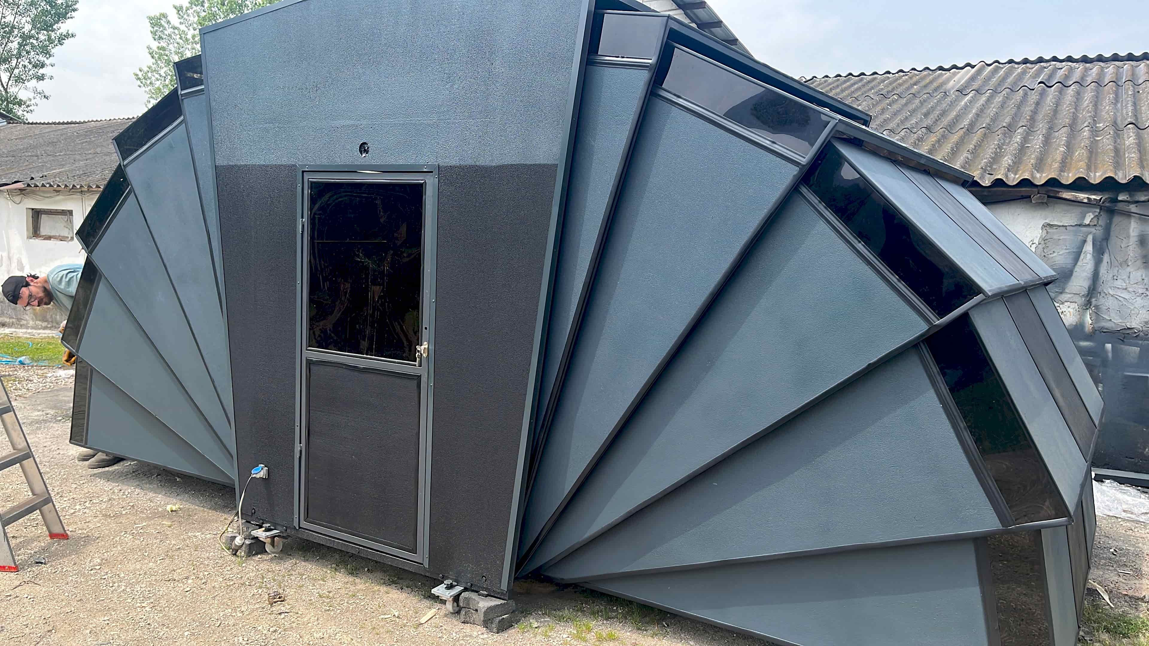 Comfort model manuel garaj